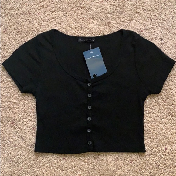 Brandy Melville Tops - Brandy Melville crop top